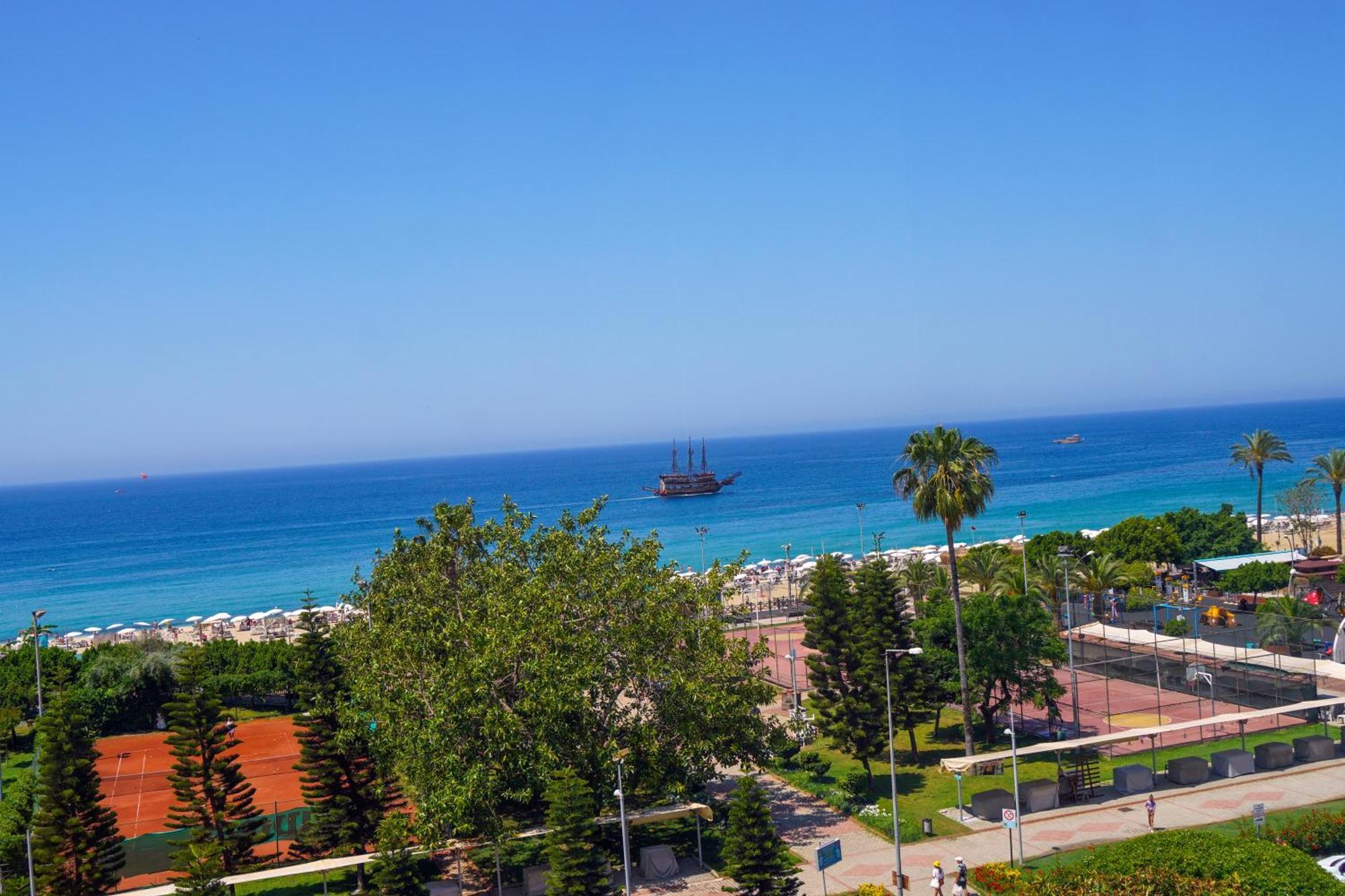 אלאניה Anna Queen Hotel מראה חיצוני תמונה